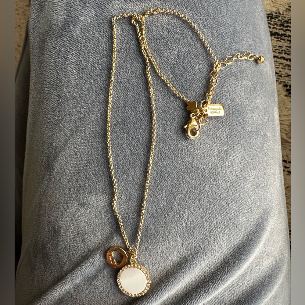 Kate spade pendant necklace